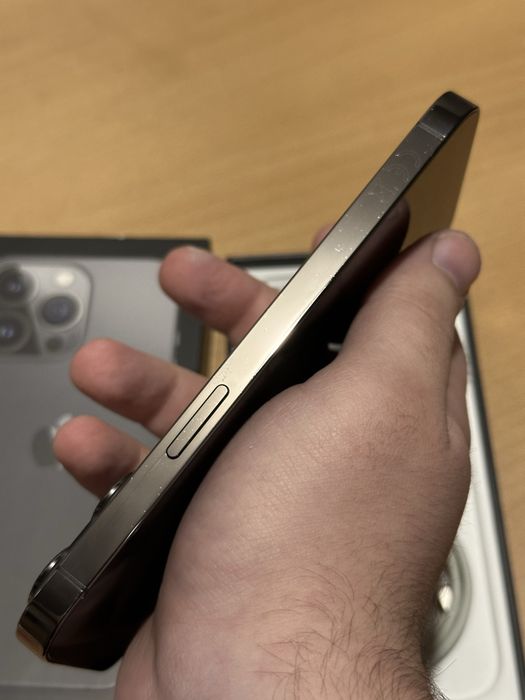 iPhone 13 Pro - Graphite - 128 GB - Много запазвн