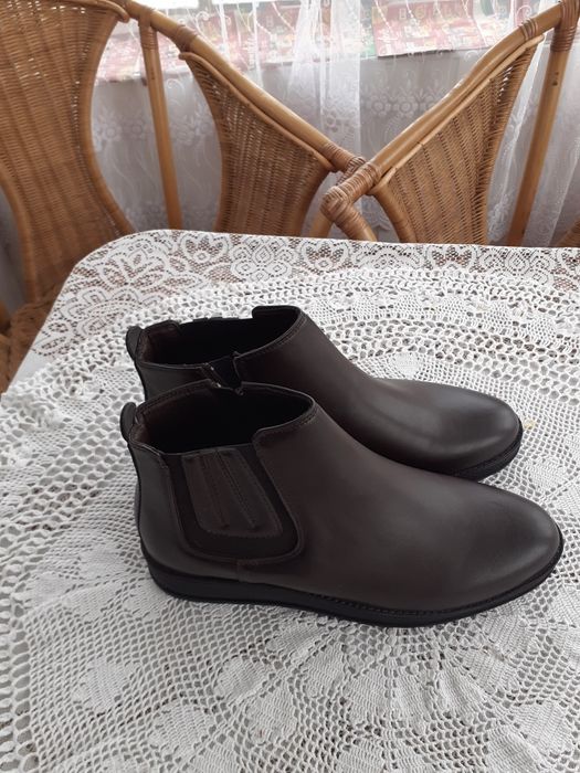 Cizme  bărbați  noi