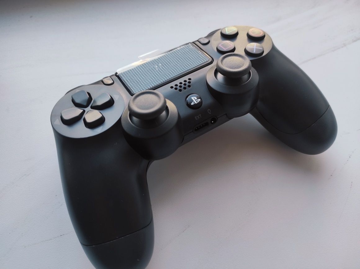 Джойстики геймпады новые для PS4 (или компьютера смартфона )