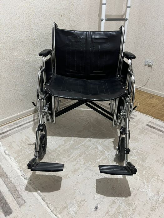 Инвалидная коляска