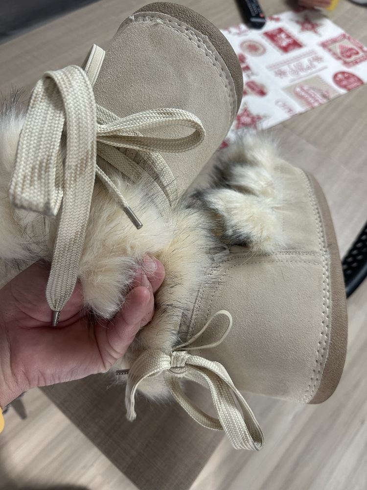 Vand Cizme de zăpadă bej cu blană Moon Boot