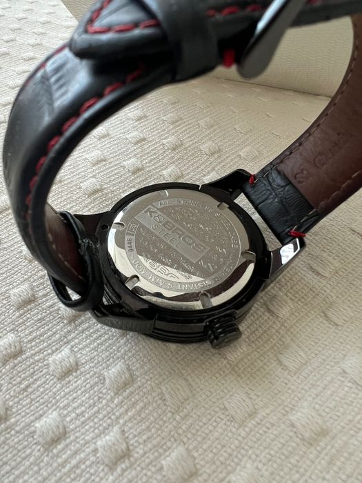 Мъжки стилен часовник K&BROS