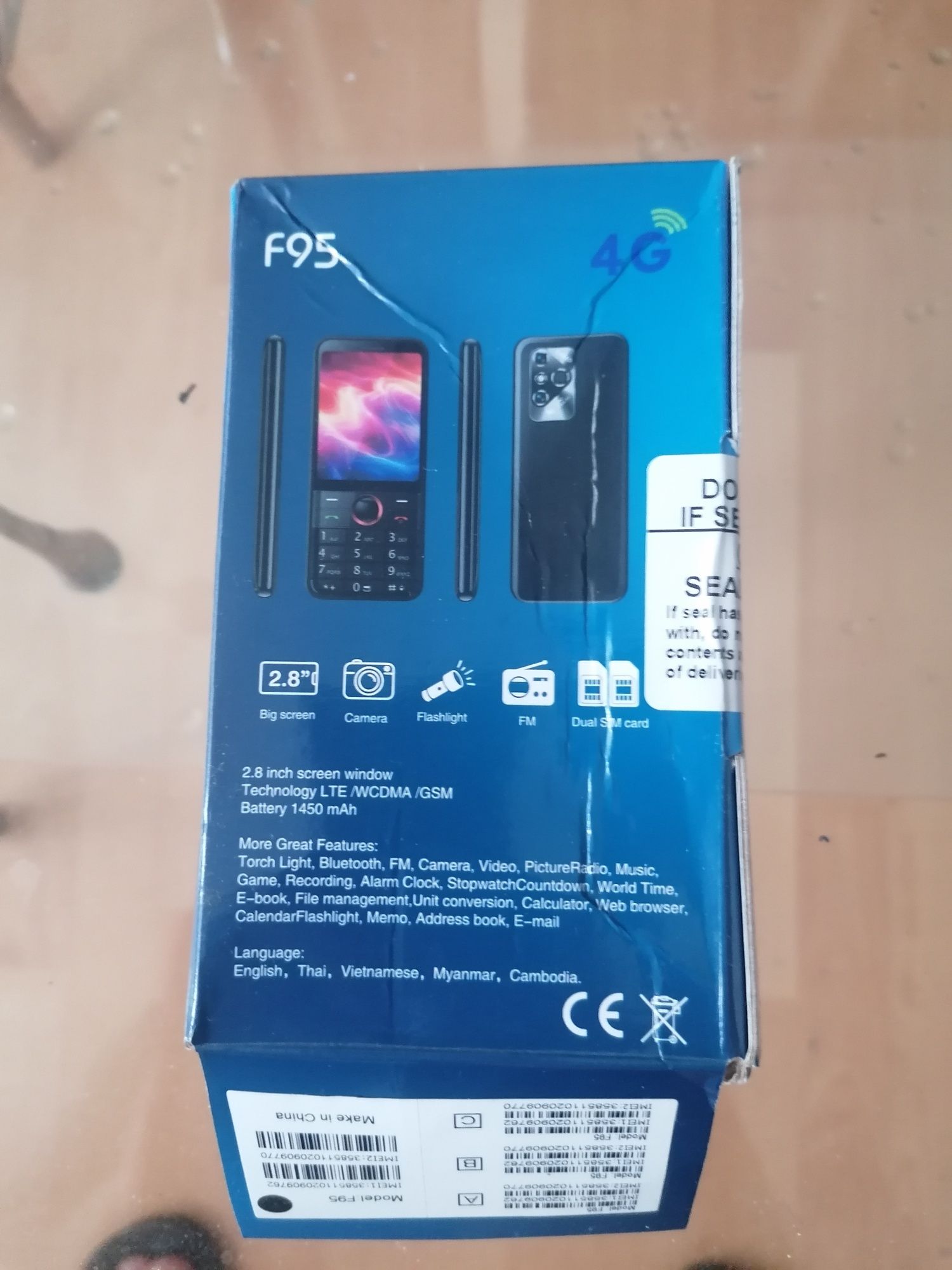 Telefon cu butoane