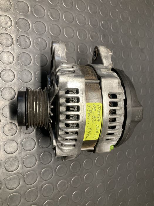 Генератор/Динамо за тойота версо/Toyota verso 1.8vvt-i 147кс 09-12г
