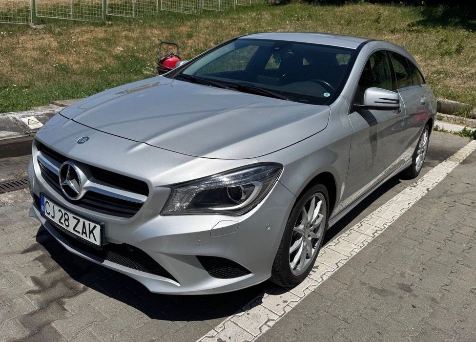 Mercedes-Benz CLA Shooting Brake 220 CDI 2.2 Diesel 170CP Automată