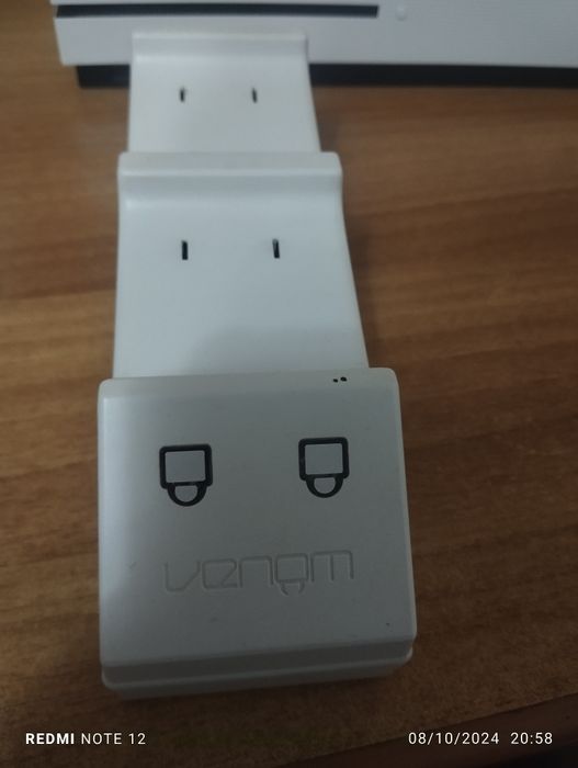 Продавам Xbox one s