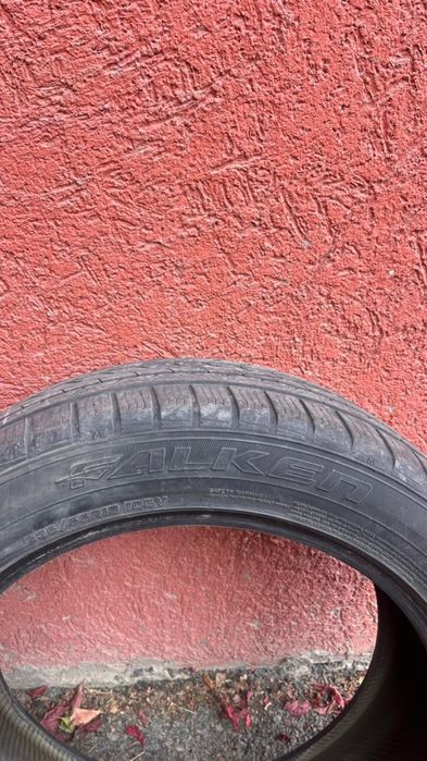 235/55/19 зимние шины в хорошем состоянии