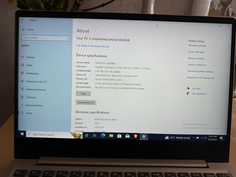Laptop Lenovo IdeaPad