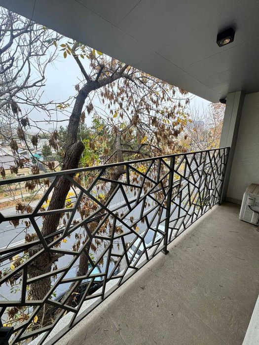 Продается новое офисное здание премиального уровня на Мирабаде