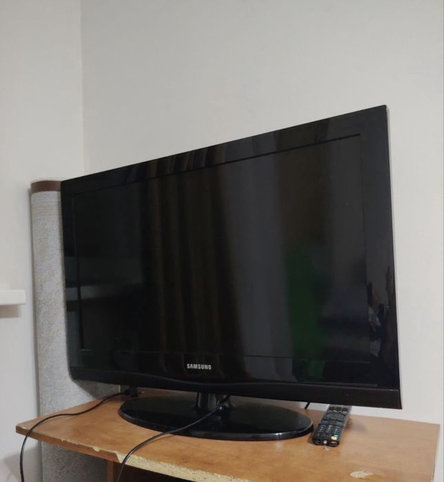 Продам телевизор