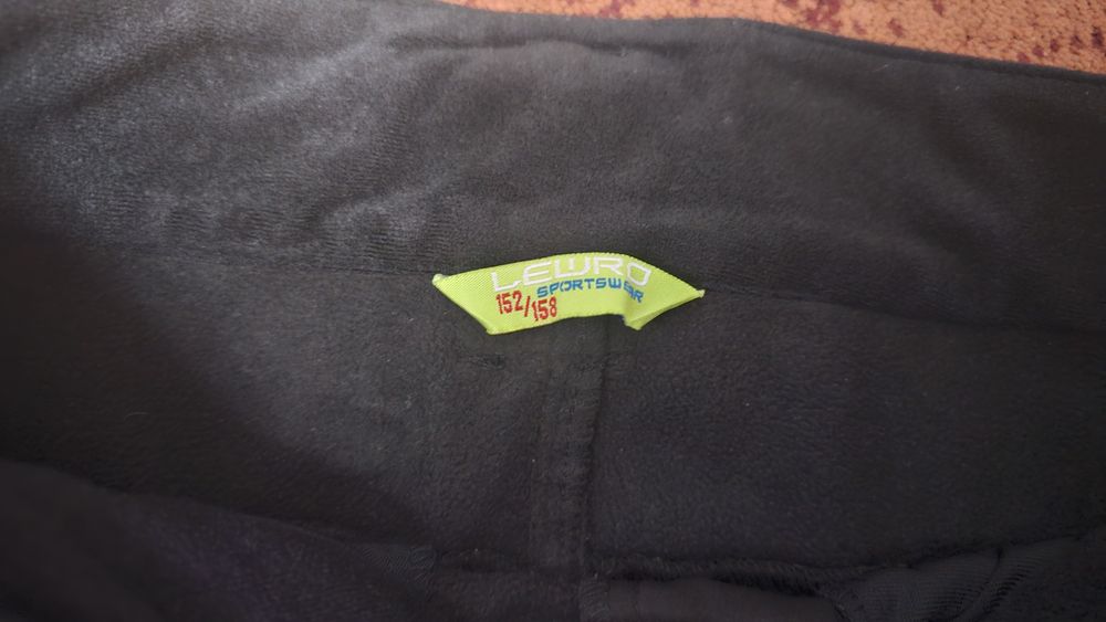 Vand pantaloni de iarna pt copii