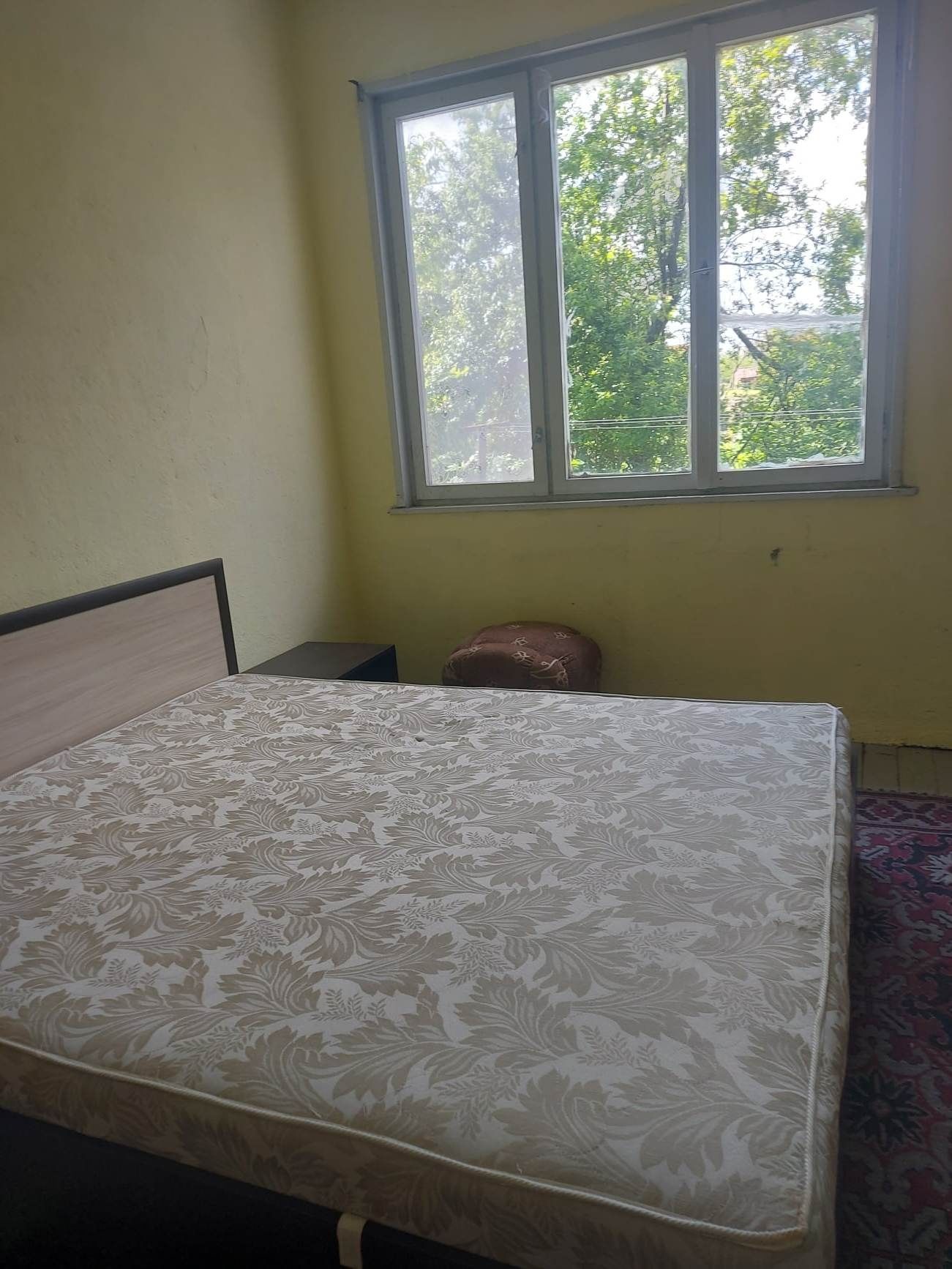 Къща в с.Роза под наем