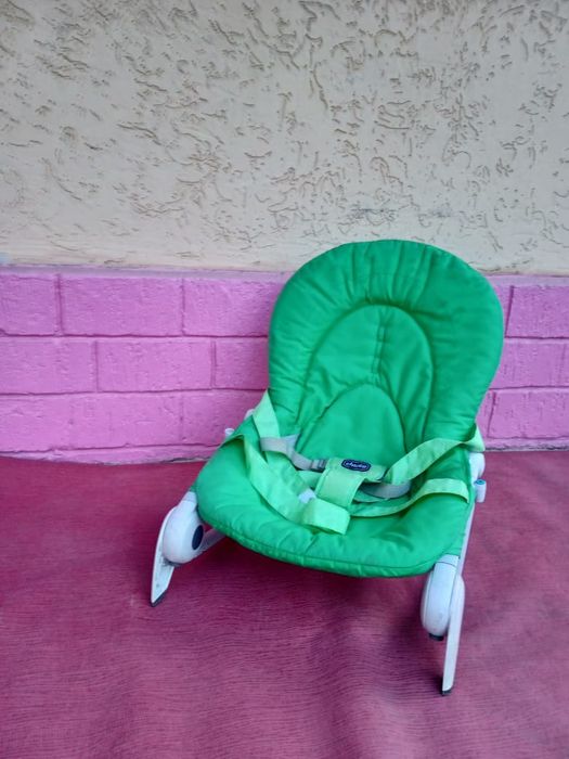 Шезлонг для малышей.