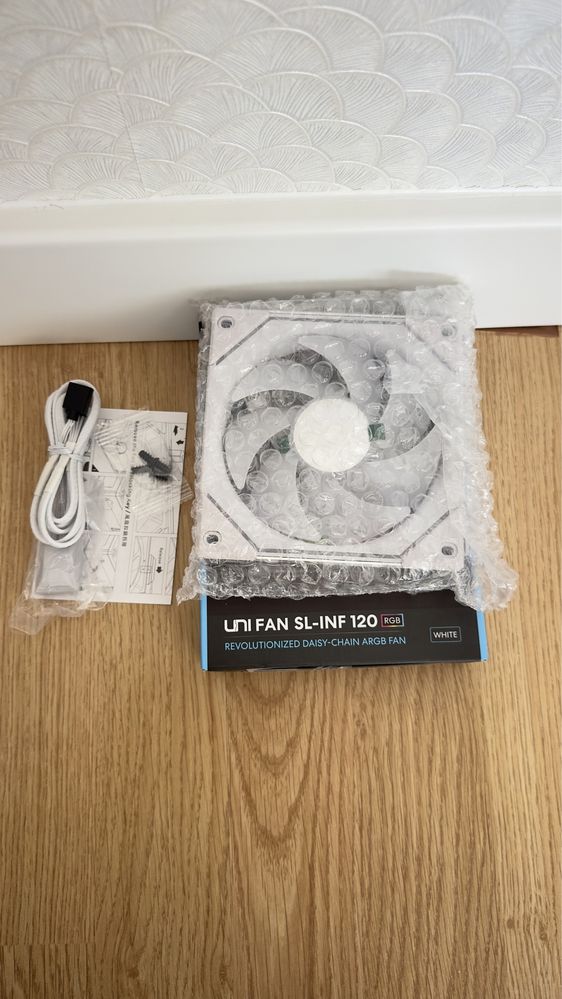 Lian Li UNI Fan SL Infinity 120 ARGB PWM White