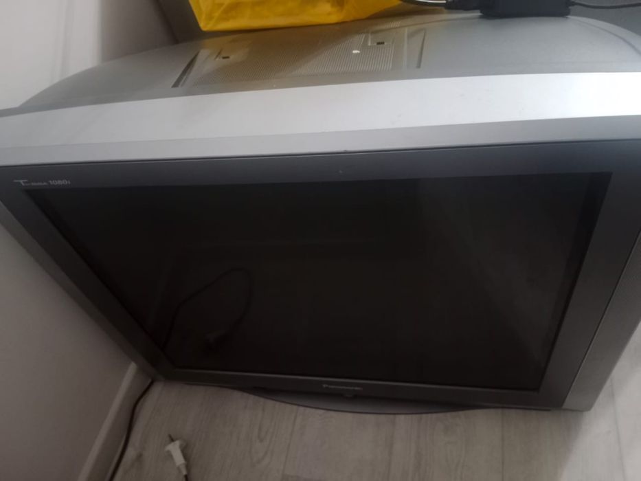 Телевизор 5000 , состояние хорошее