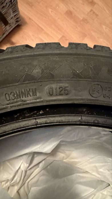 4 бр. чисто нови зимни гуми Semperit SPEED-GRIP 5 215/50/18