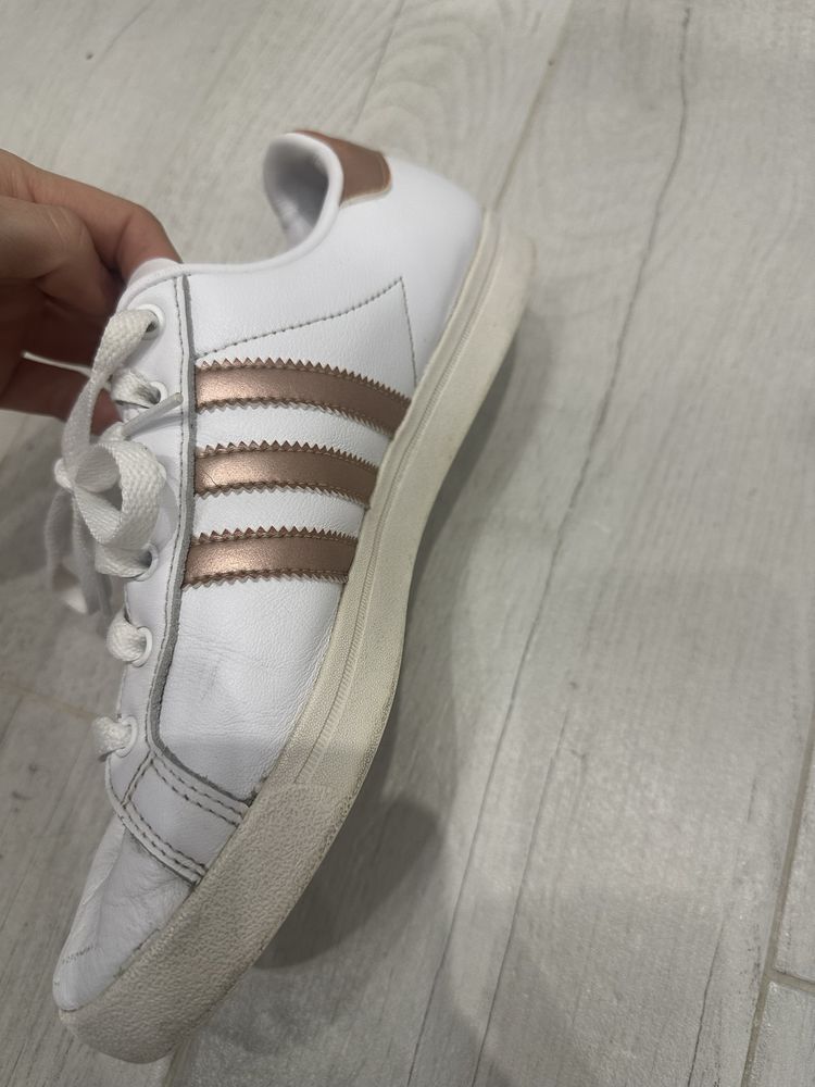 Дамски Маратонки adidas бели