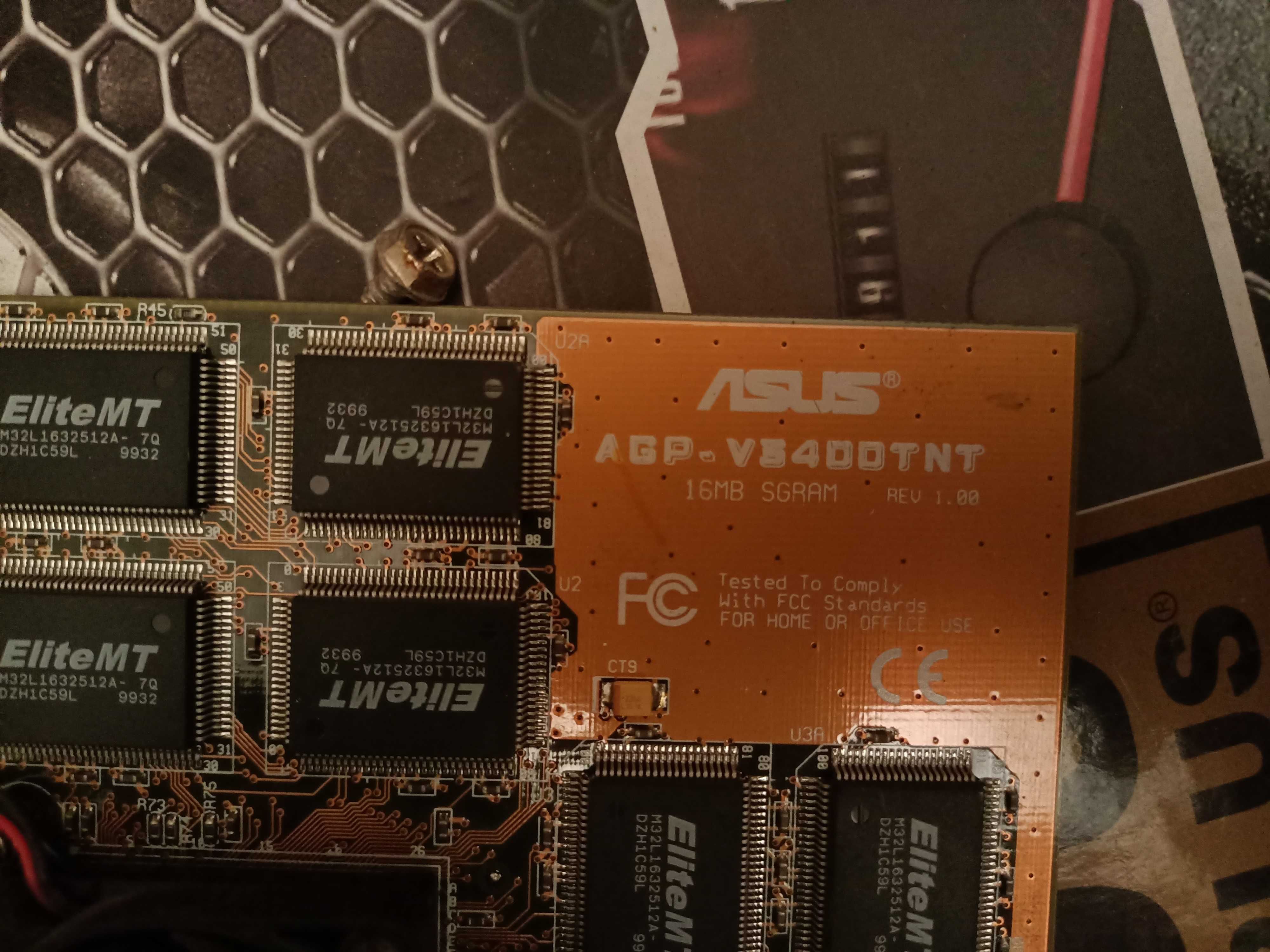 Продам видеокарту "AGP-V3400TNT".