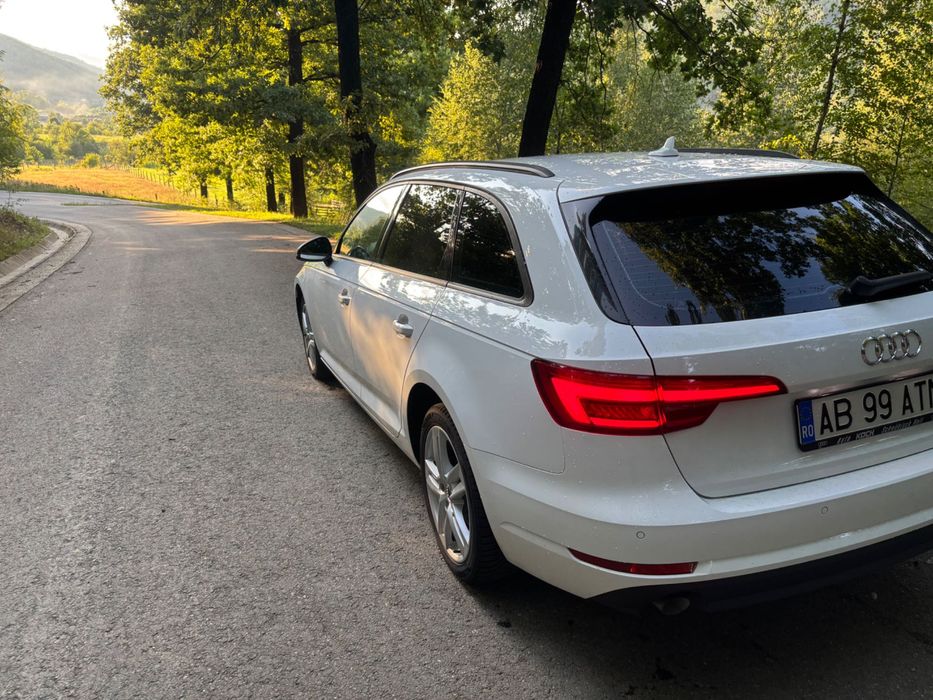 Audi  a4  b9 2017