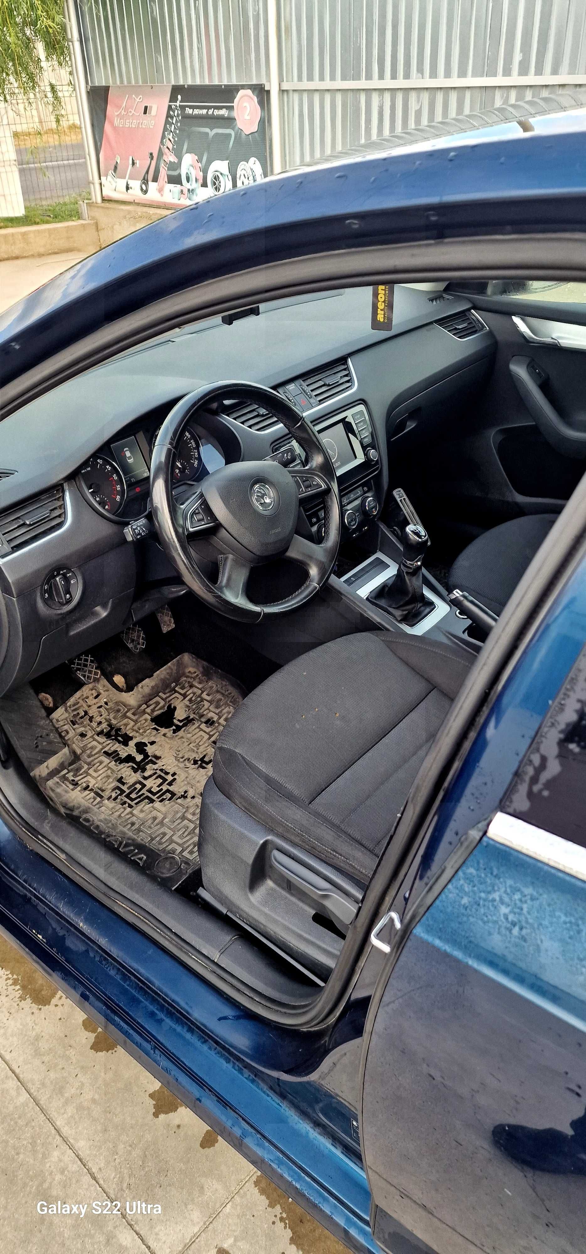 Vând Skoda octavia 3 1.6 tdi