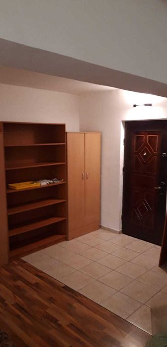 Garsonieră de închiriat