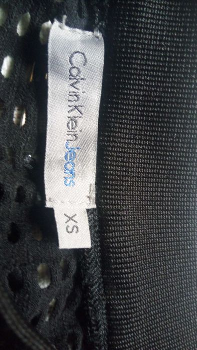 Tricou Calvin Klein Jeans asimetric bicolor