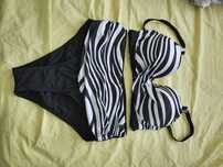 Costum de baie nou