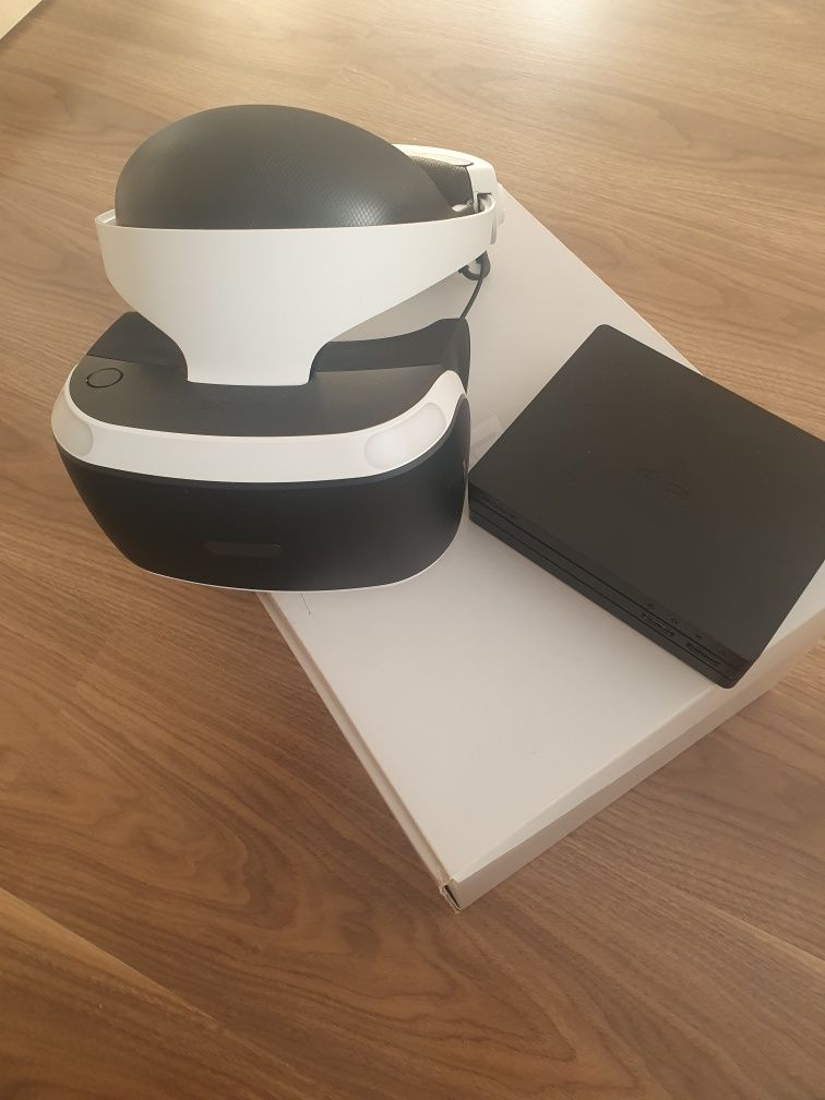 Vând cască/ochelari PS VR