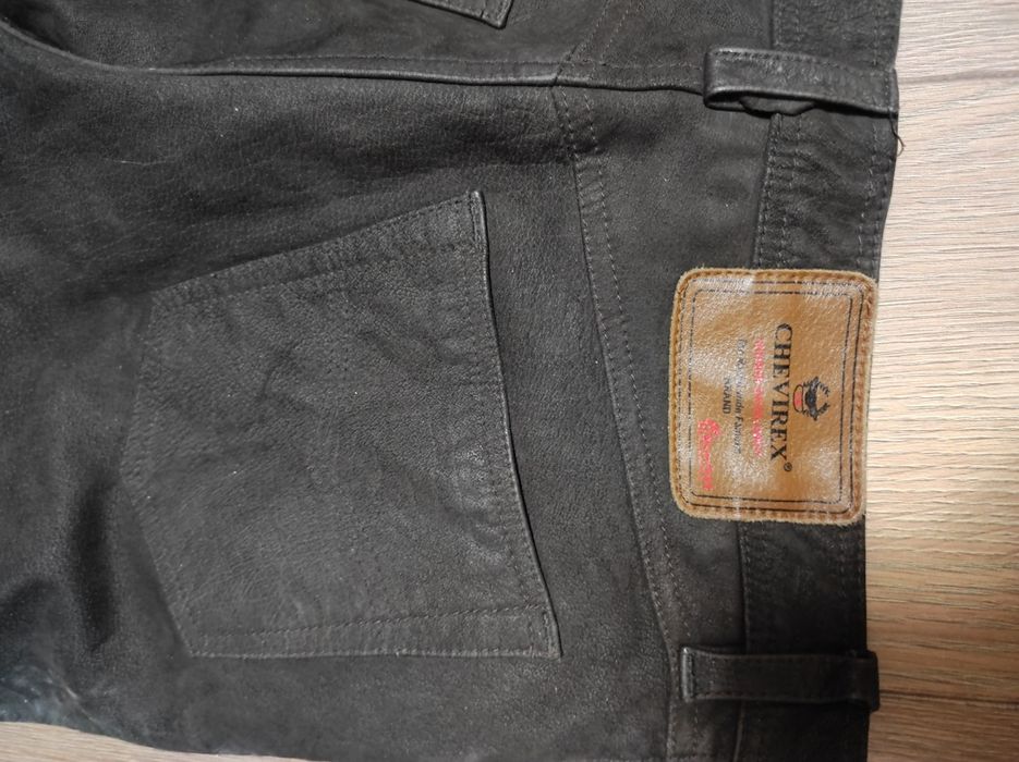 Pantaloni piele M 33 model jeans