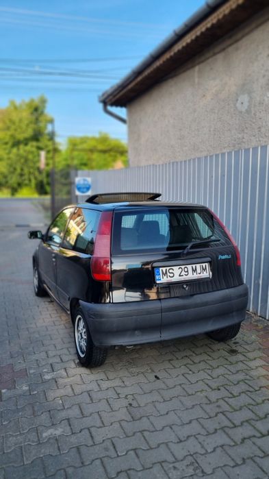 Vând Fiat Punto s