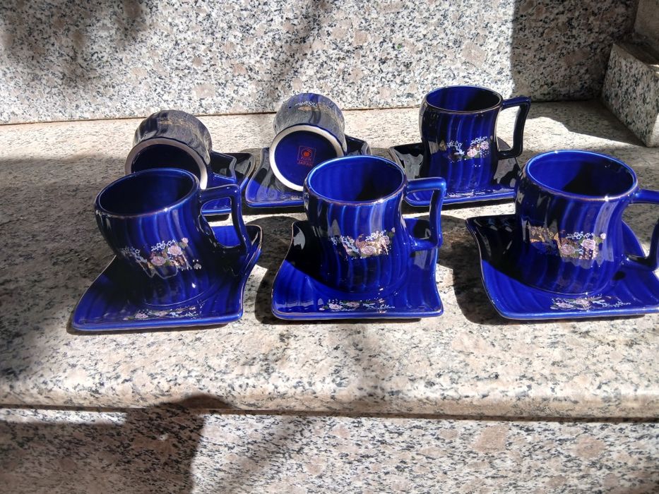 6 ceșcuțe cu farfurie Peach Japan ceramica albastra