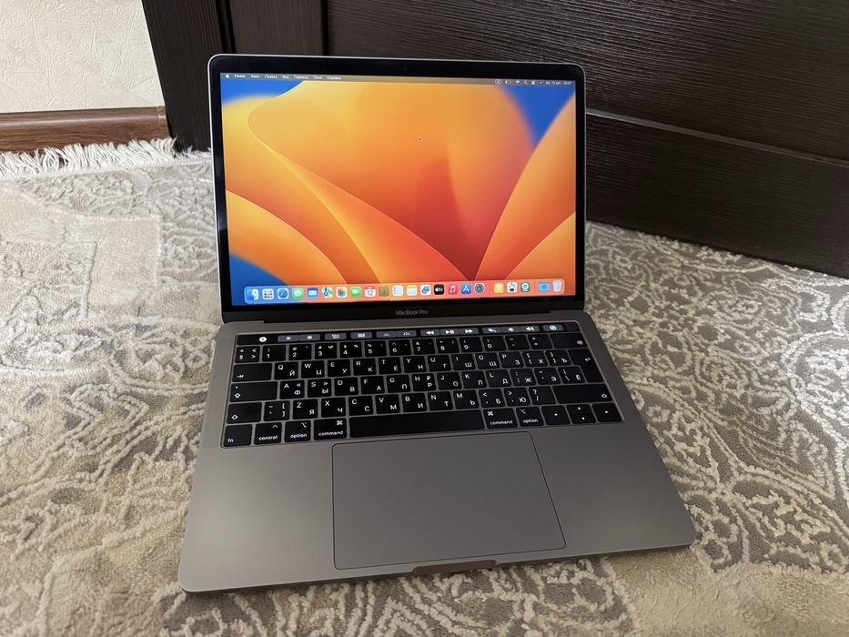 MacBook Pro Touch Bar 2019 EAC в ИДЕАЛЬНОМ состоянии