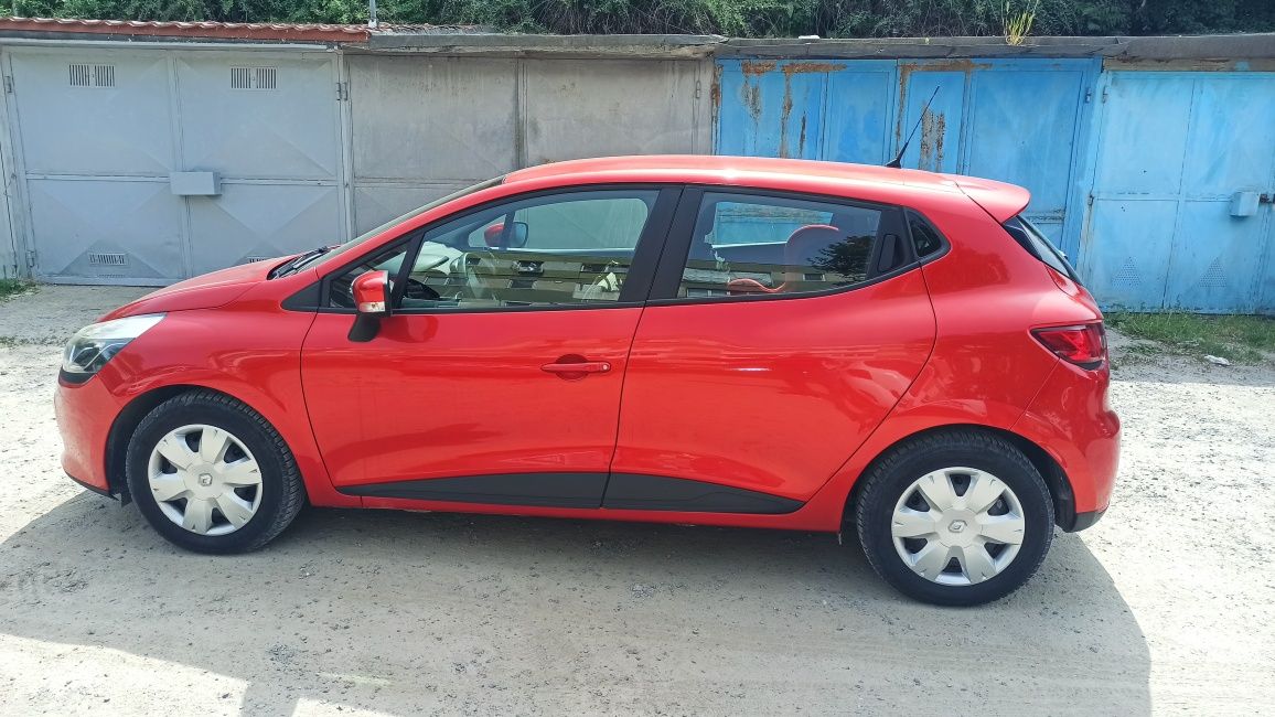 Renault Clio 4 67000 km Camera marșarier