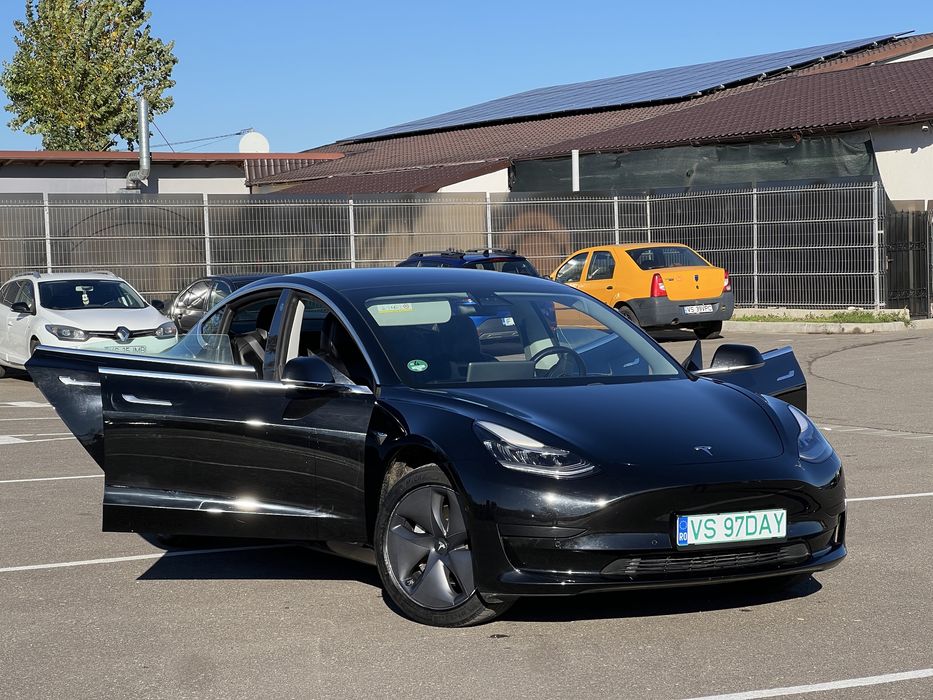 Tesla Model 3 Standard Range Plus