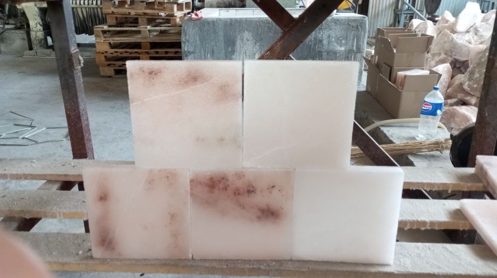 Гималайский солы плитка 2.5х20х20 Хар хил размерлар бор нархи 30000сум