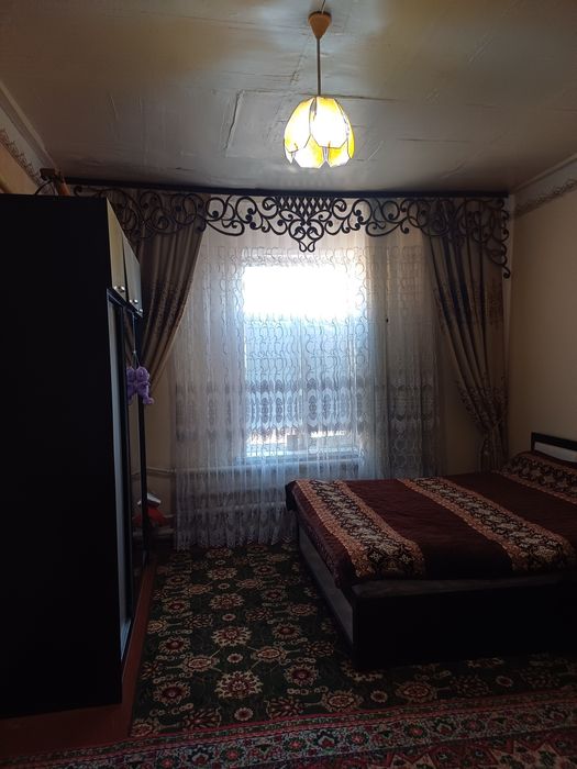 Уй в центре Нукуса ориентир Рес Детская больница