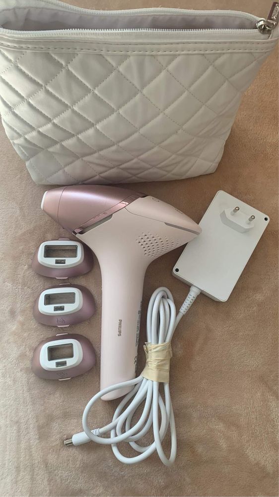 Фотоепилатор Philips Lumea