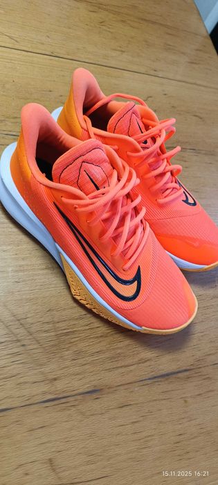 Мъжки маратонки найк номер 42