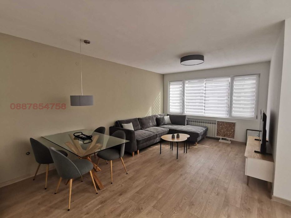 Дава се под наем Тристаен апартамент в Пловдив, Кършияка - 89 кв.м за 663 € - Снимка #2