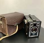 Vând aparat foto de colecție Kodak Brownie Six-20