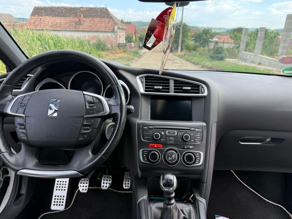 Citroen ds4 1.6 benzină 200cp, 2011, se vindeee