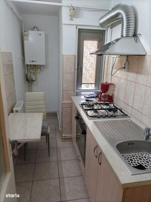 De vanzare garsoniera zona Viziru 1