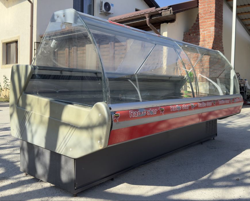 Vand vitrina feigorifica profesionala !