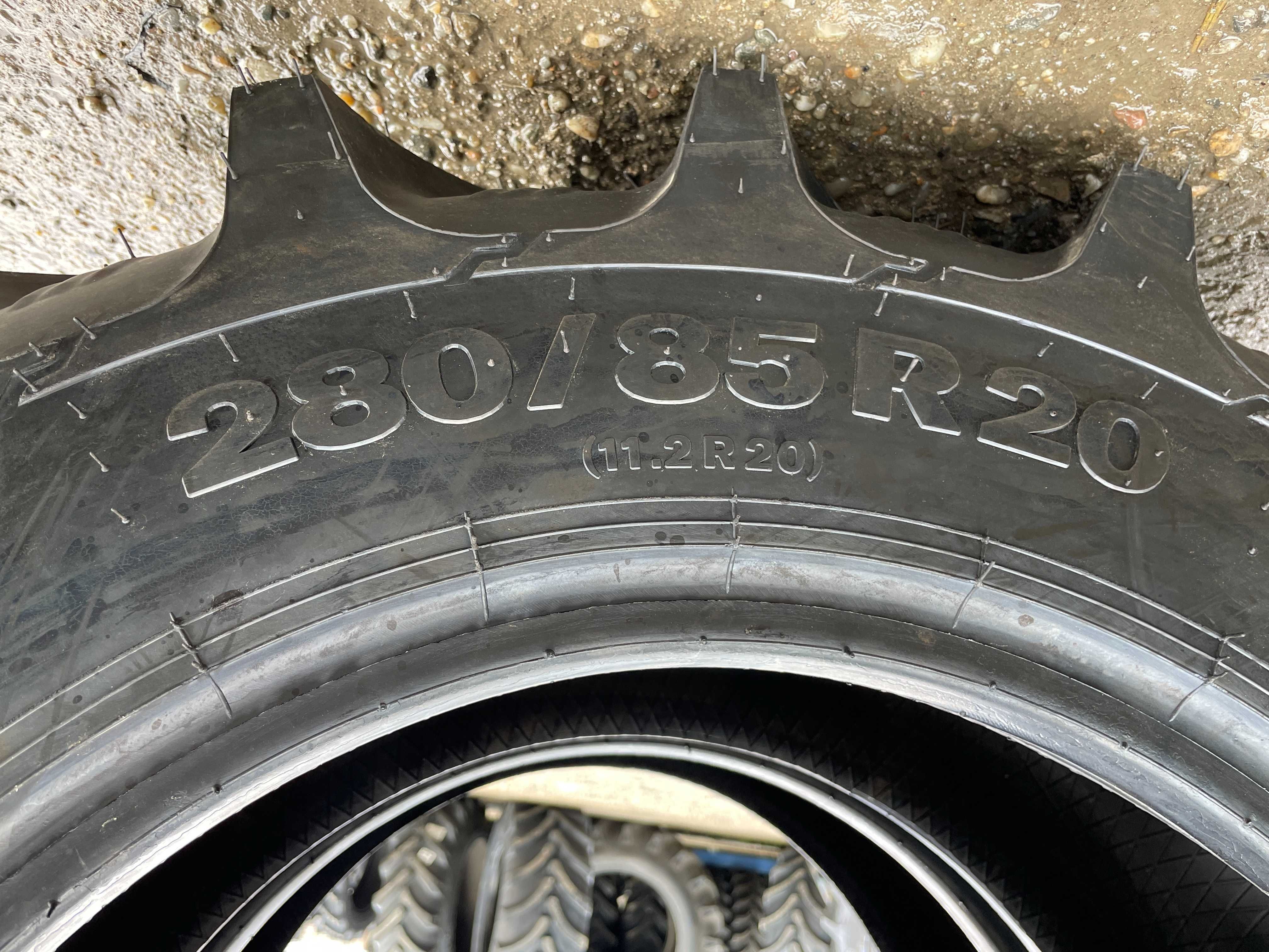Anvelope noi radiale 280/85R20 pentru tractor fata marca OZKA