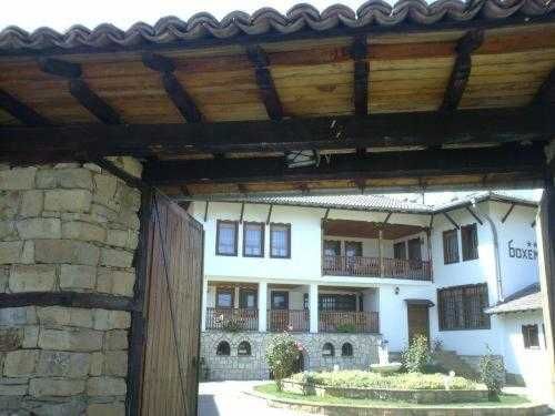Хотел в центъра на село Арбанаси на 3км от Велико Търново