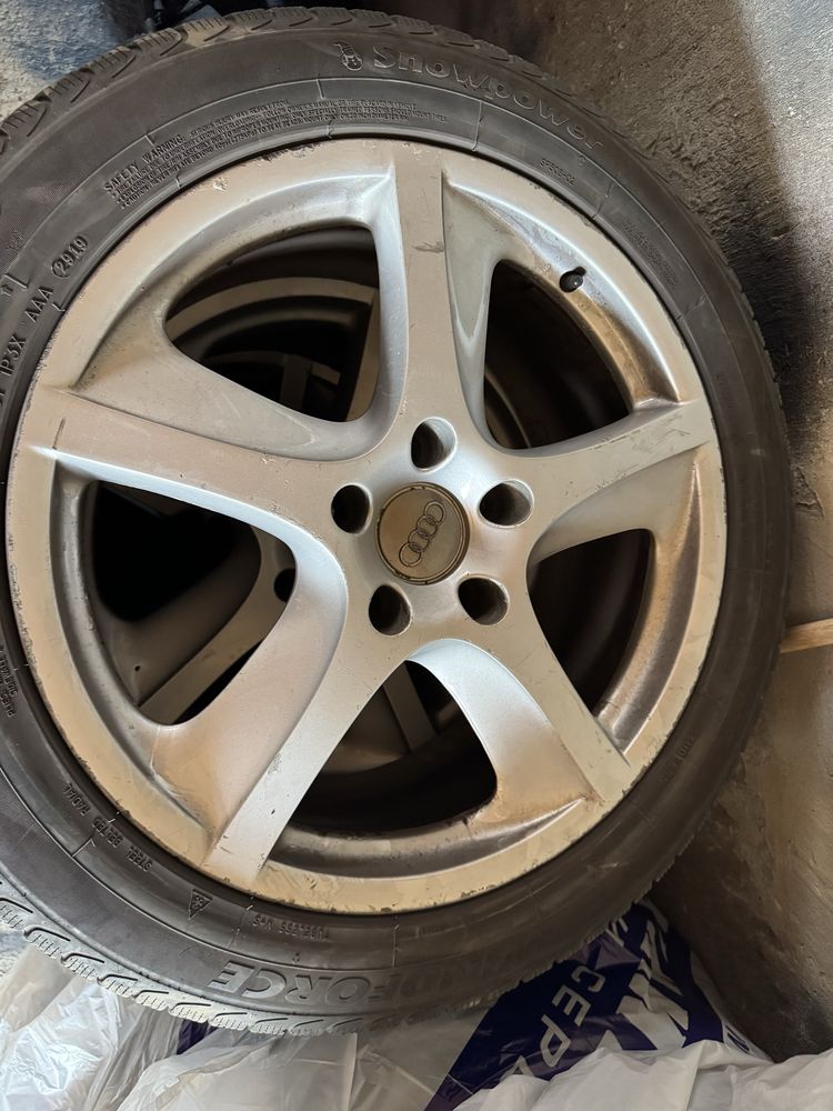 Продавам Гуми и джанти 275/45/20
