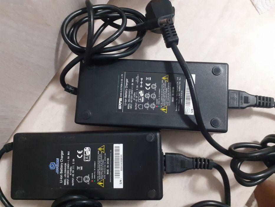 Alimentator Încărcător 42V 2A Trotineta Electrica,Hoverboard