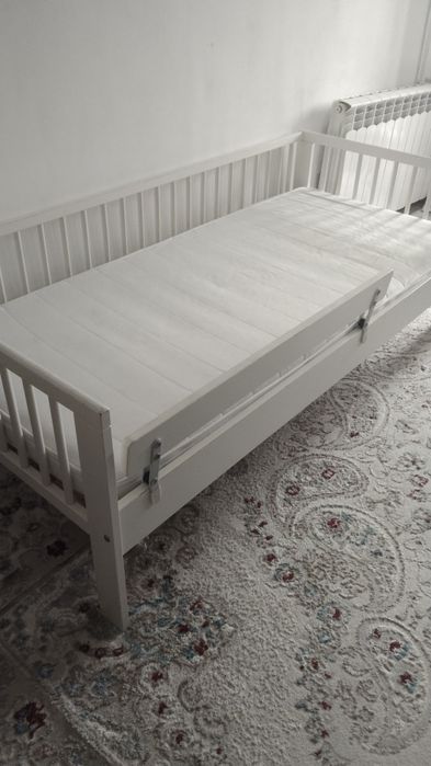 Кровать Икея 165/75 с матрасом