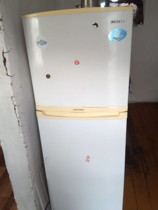 Продается холодильник