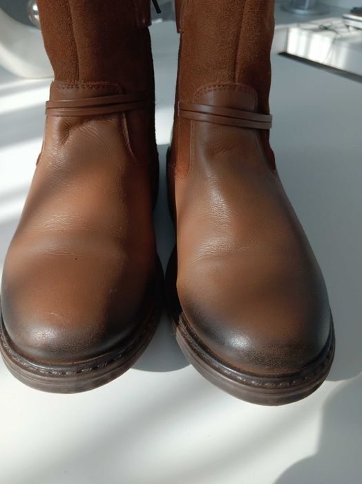 Нови боти от естествена кожа за момиче 32 номер